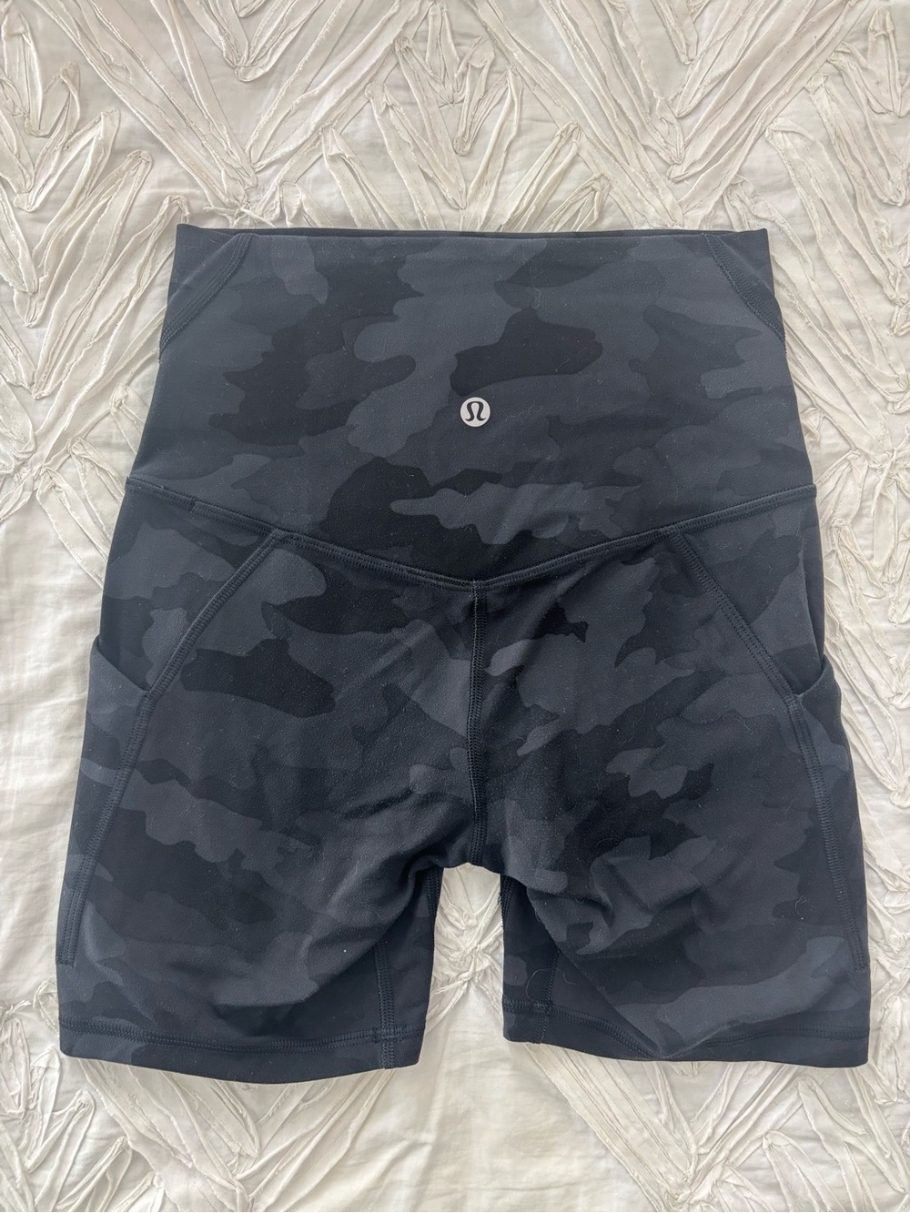 Lululemon Align High-Rise Short 6" Black Camo